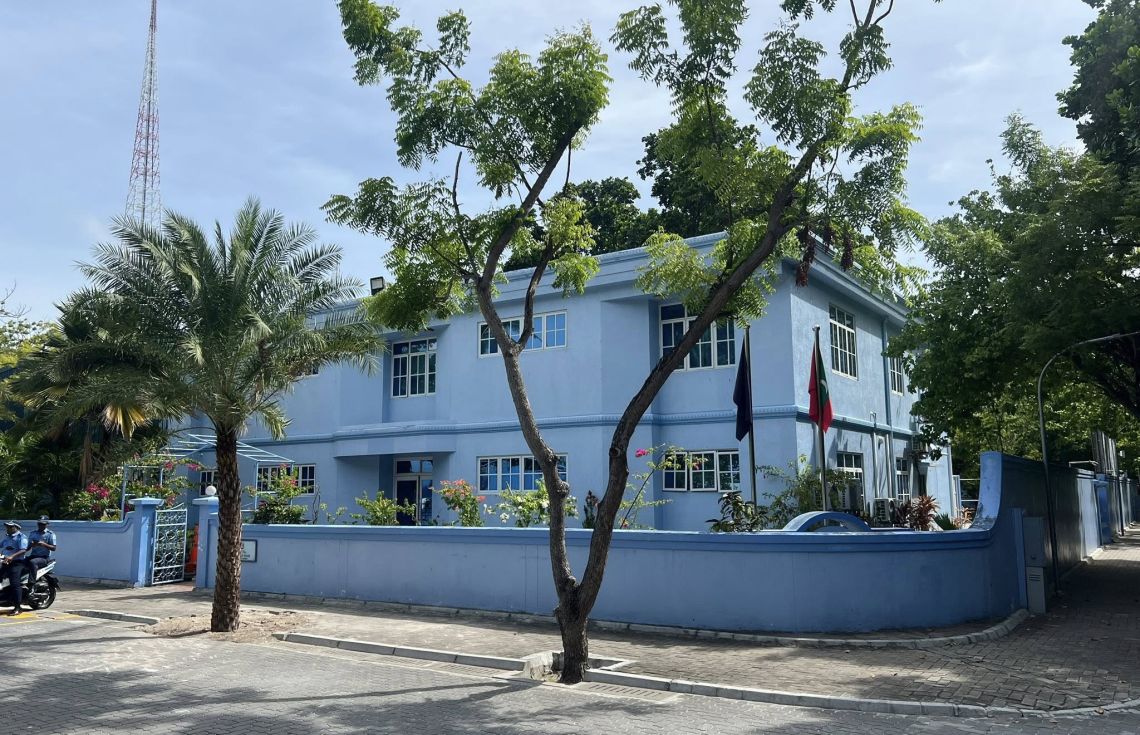 ވިލިމާލެ ޕޮލިސްޓޭޝަނުން ސިނގިރޭޓު ކާޓޫނުތަކެއް ވަގަށް ނަގައިފި