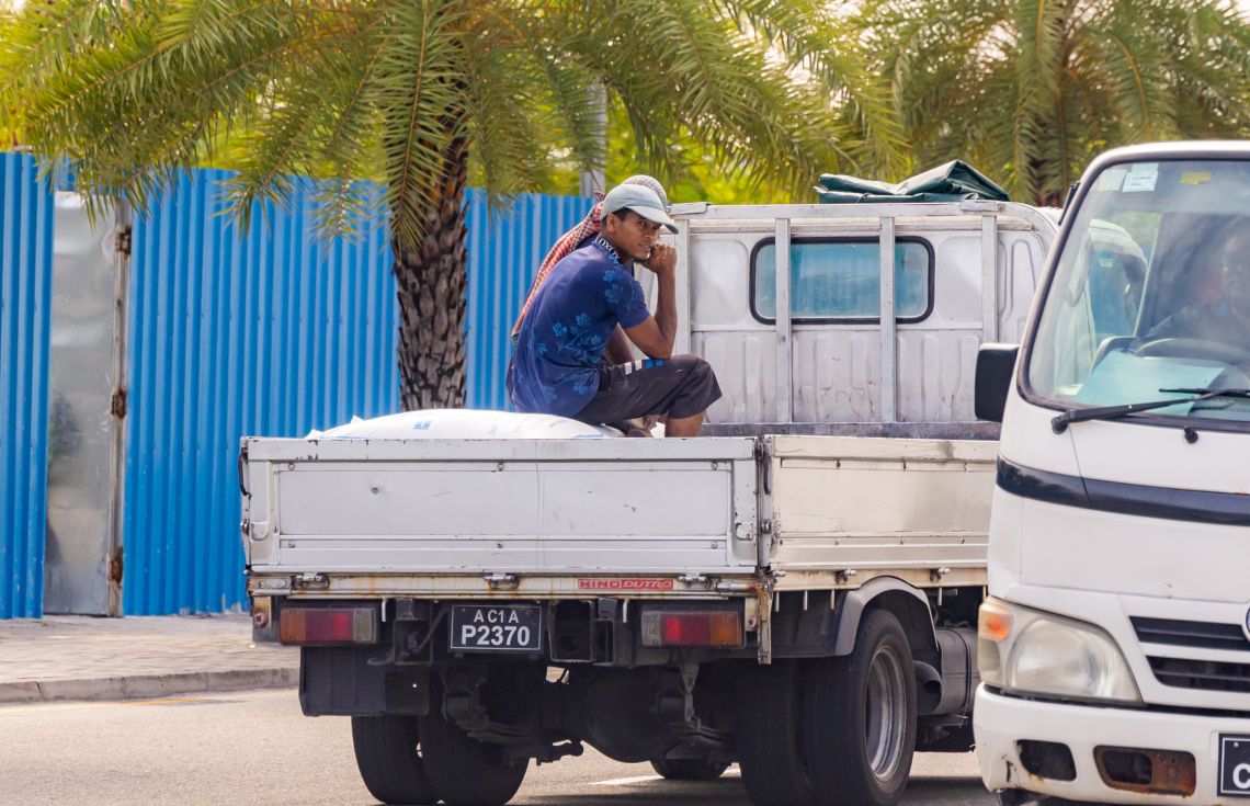 ރާއްޖޭގެ ގިނަ ވަޒީފާތަކަށް ބިދޭސީން ގެނައުން މަނާކުރަނީ