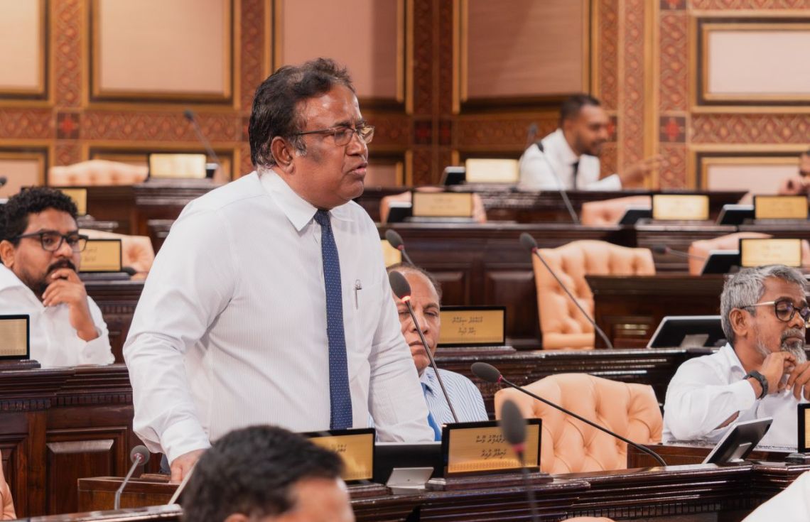 2 އިންތިހާބު އެއްކޮށްލާ ބިލު ބަލައިގެންފި