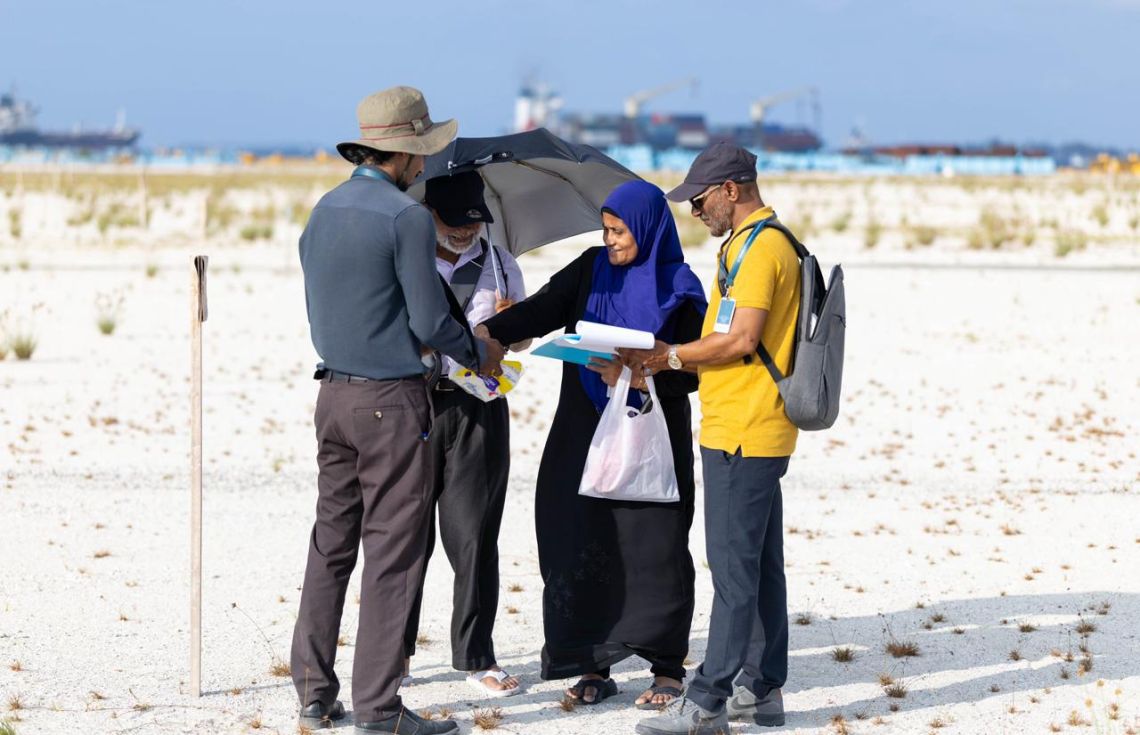 ގުޅީފަޅުން ގޯތި ލިބުނު 41މީހަކަށް ބިން ހަވާލުކޮށްފި
