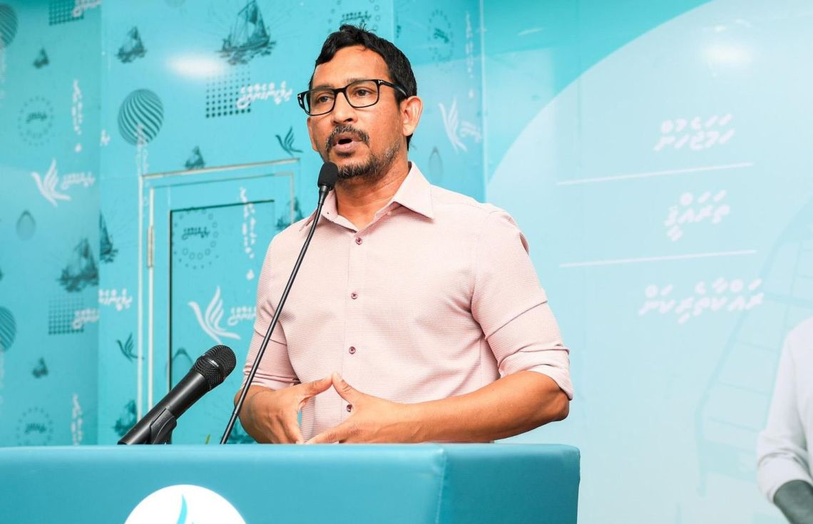 "ރައީސް ފެއްޓެވި ކަންކަން ނިންމުމަށް ޖަލީލު ހޮވަންޖެހޭ"