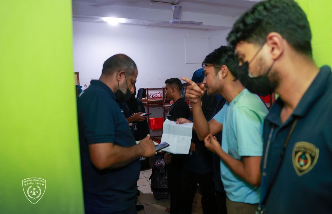 ގަވާއިދާ ހިލާފުވި 16 ބިދޭސީއަކު އަތުލައިގަނެފި