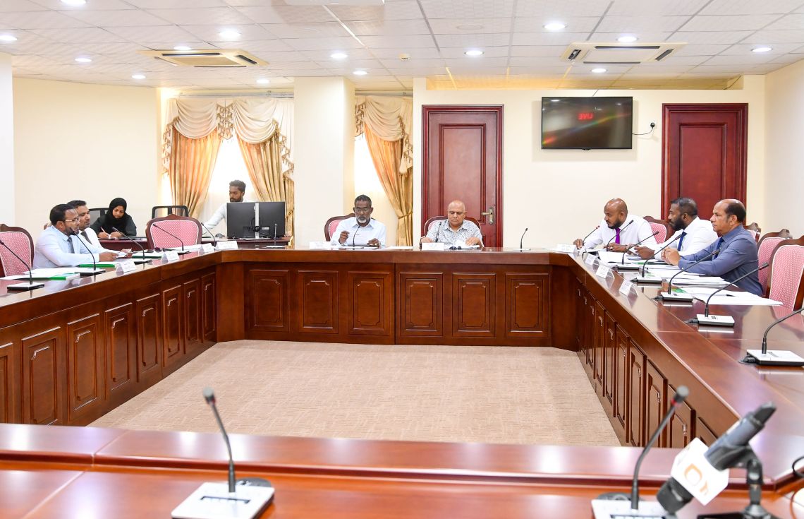 ދެއިންތިހާބު އެއްކޮށްލުމަށް ސިޔާސީ ޕާޓީތަކުގެ މަޝްވަރާ ހޯދަނީ