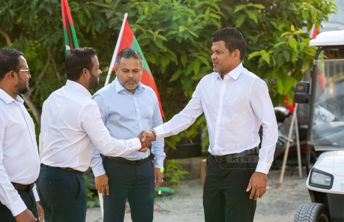 ފިޔޯރީގައި ދަޅުމަސް ބަންދުކުރާ ކާރުހާނާ އަޅަނީ