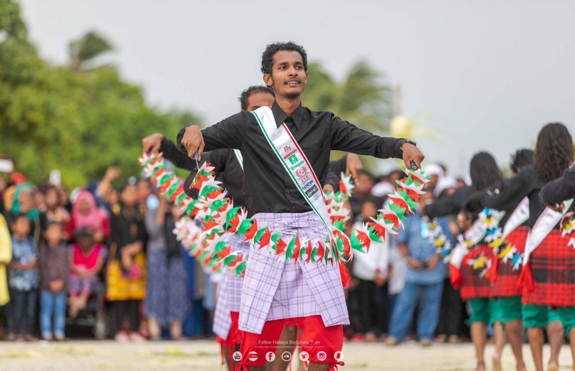 "ހަބޭސް" ގްރޫޕުން އަޔާޒް ވަކިކޮށްފި