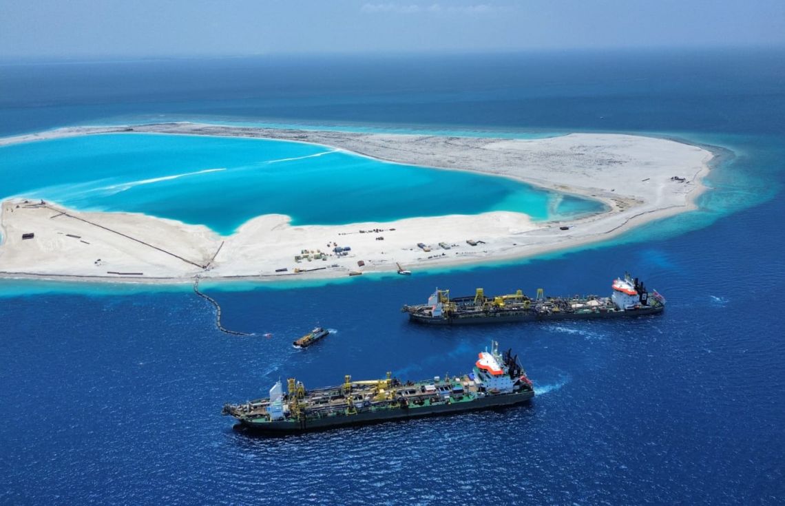 ގިރާވަރު ފަޅު ހިއްކަނީ 2 ޑްރެޖަރު ބޭނުންކޮށްގެން!