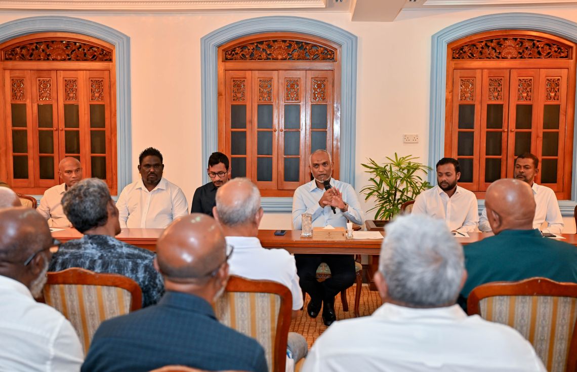 ސިނަމާލެ/މާލެހިޔާ ފުލެޓުގެ ވެރިންނަށް އެއްލައްކަ ރުފިޔާގެ އިނާޔަތެއް