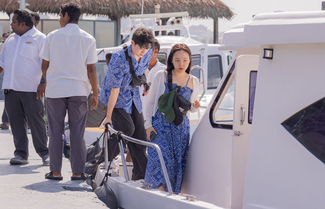 އަހަރުގެ މިހާތަނަށް ޒިޔާރަތްކުރި ފަތުރުވެރިންގެ އަދަދު 4ލައްކައަށް