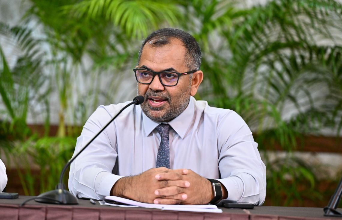 "ތެލުގެ އަގު ހިފެހެއްޓުމަށް ސަރުކާރުން މަސައްކަތްތަކެއް ކުރަނީ"