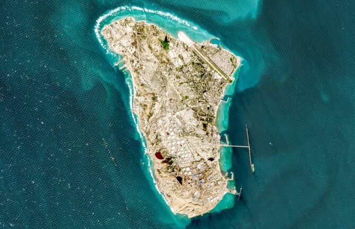 ޚާރްގް އައިލެންޑަށް ހަމަލާދީފާނެ ކަމުގެ ބިރު ބޮޑުވެއްޖެ