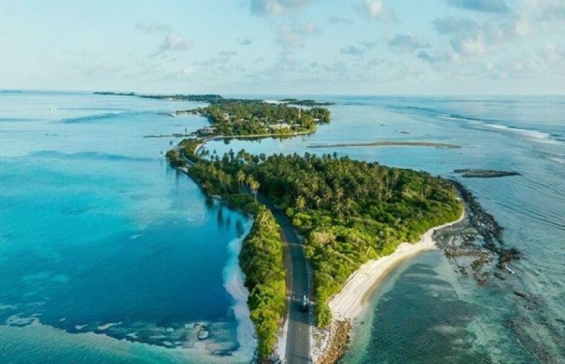 އައްޑޫގައި މީހަކަށް ތޫނު އެއްޗަކުން ހަމަލާދީ ޒަހަމްކޮށްލައިފި