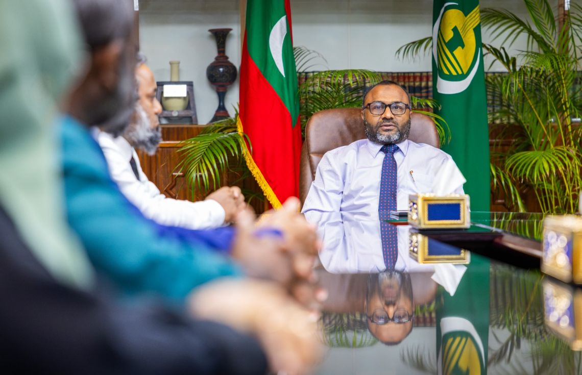 ހައްޖު މިޝަންގެ މެމްބަރުންނާއި ޑރ. ޝަހީމް ބައްދަލުކުރައްވައިފި