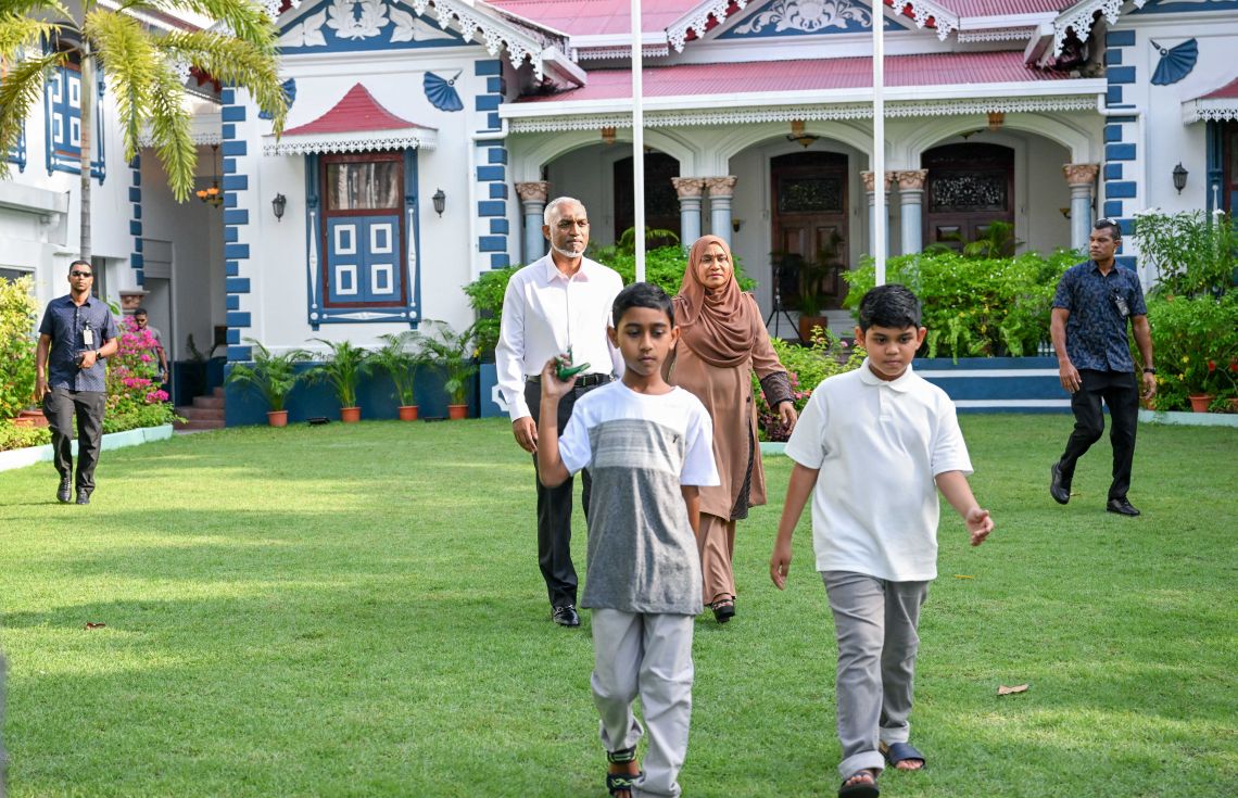 އާއިލީ ލޭގެ ގުޅުން ދުވަހަކުވެސް ކެނޑިގެންނުދާނެ: ރައީސް