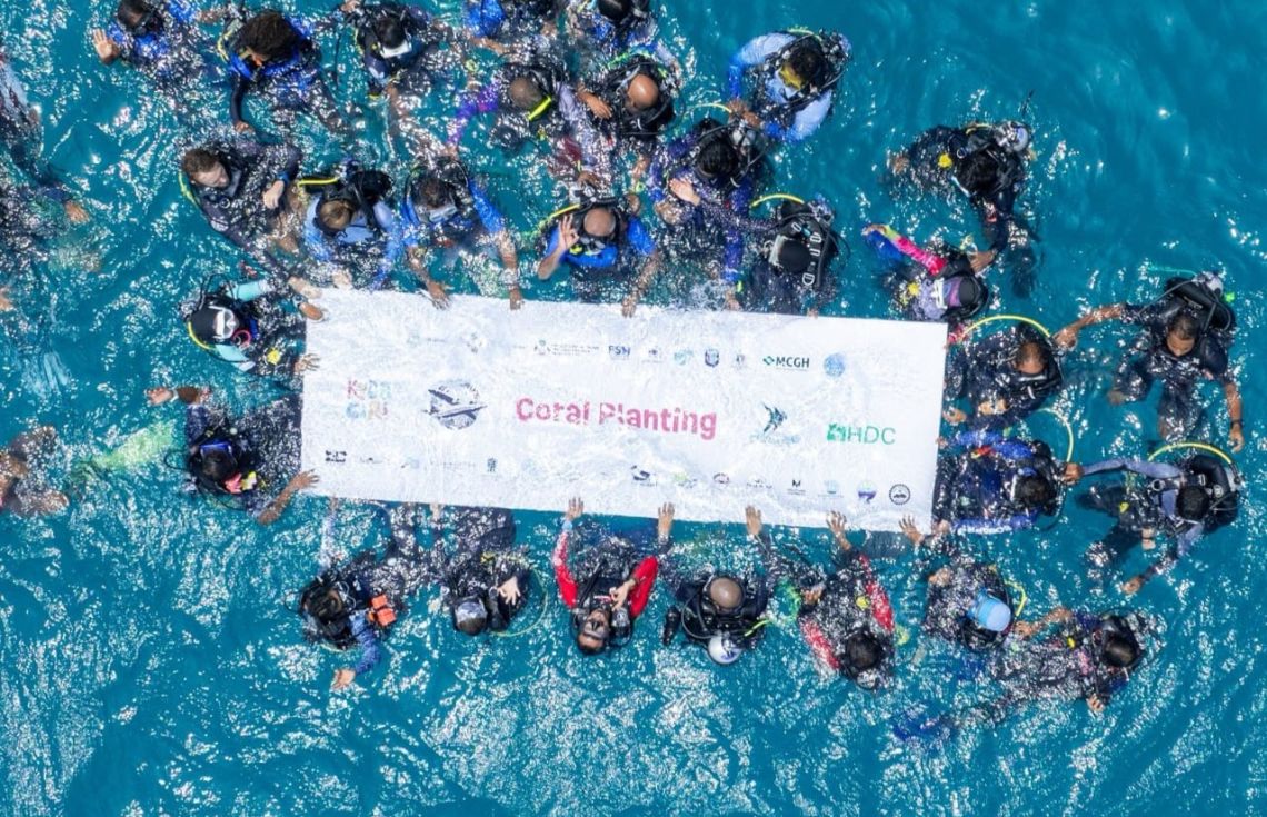 ފުޅާދާއިރާއެއްގައި މުރަކަ އިންދުމުގެ ހަރަކާތެއް ބާއްވައިފި