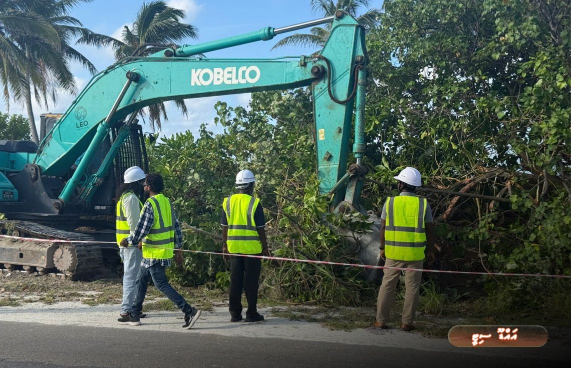 އައްޑޫ ލިންކުރޯޑު މަރާމާތުކުރަން ސާމާނު ފޮނުވައިފި