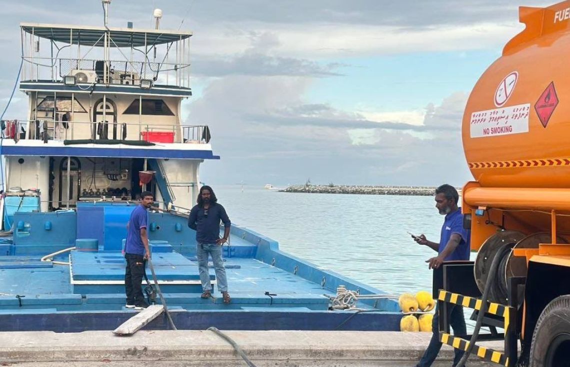 ތިނަދޫއަށް ބައުޒަރެއް ގެންގޮސް އެފްއެސްއެމްއިން ހިދުމަތްދޭން ފަށައިފި