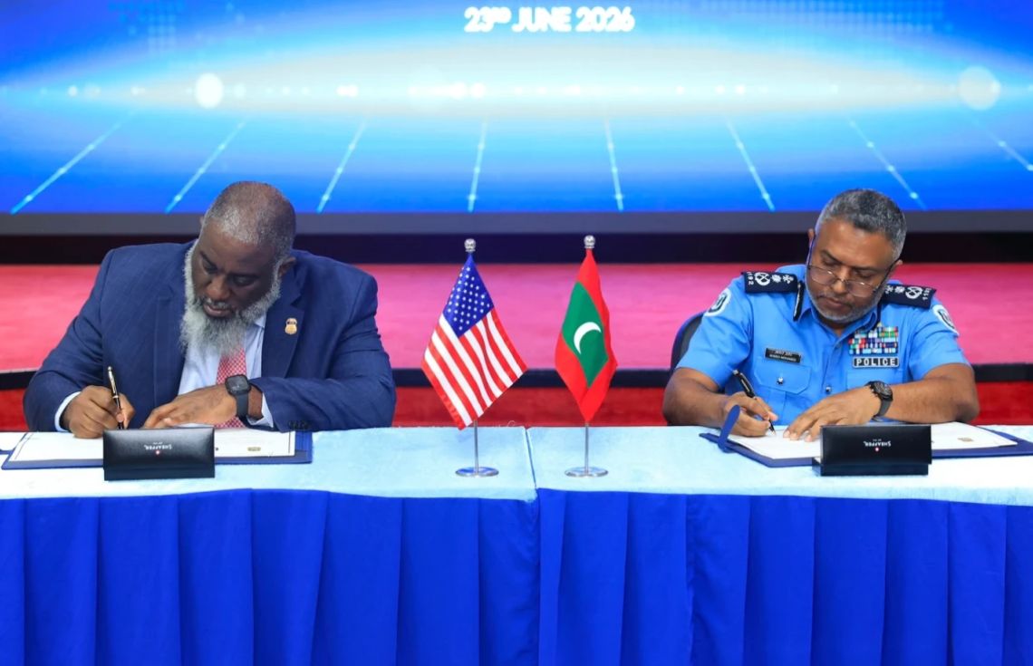 ބޮޑެތި ކުށްތައް ހުއްޓުވުމަށް އެމެރިކާއާއި ރާއްޖެއާއި ދެމެދު ފަހުމުނާމާއެއްގައިސޮއި ކޮށްފި