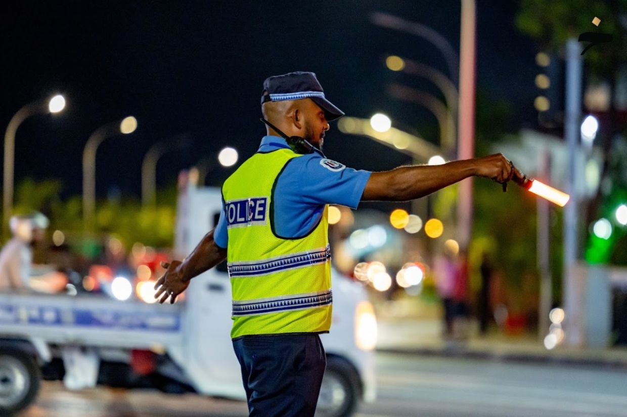 ލައިސަންސް ދޫކުރުމުގެ ހުއްދަ 10 ސެންޓަރަކަށް