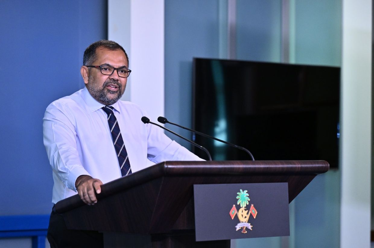 ކުންފުނިތަކުގައި ޗާޓާޑް އެކައުންޓެއްޓެއް ހުރުން ލާޒިމް ކުރަނީ