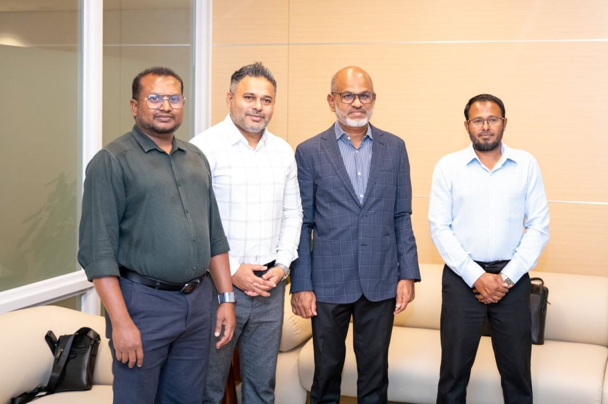 މަޖިލީހުގެ ނައިބު ރައީސް ނާޒިމް ޗައިނާއަށް ފުރާވަޑައިގެންފި