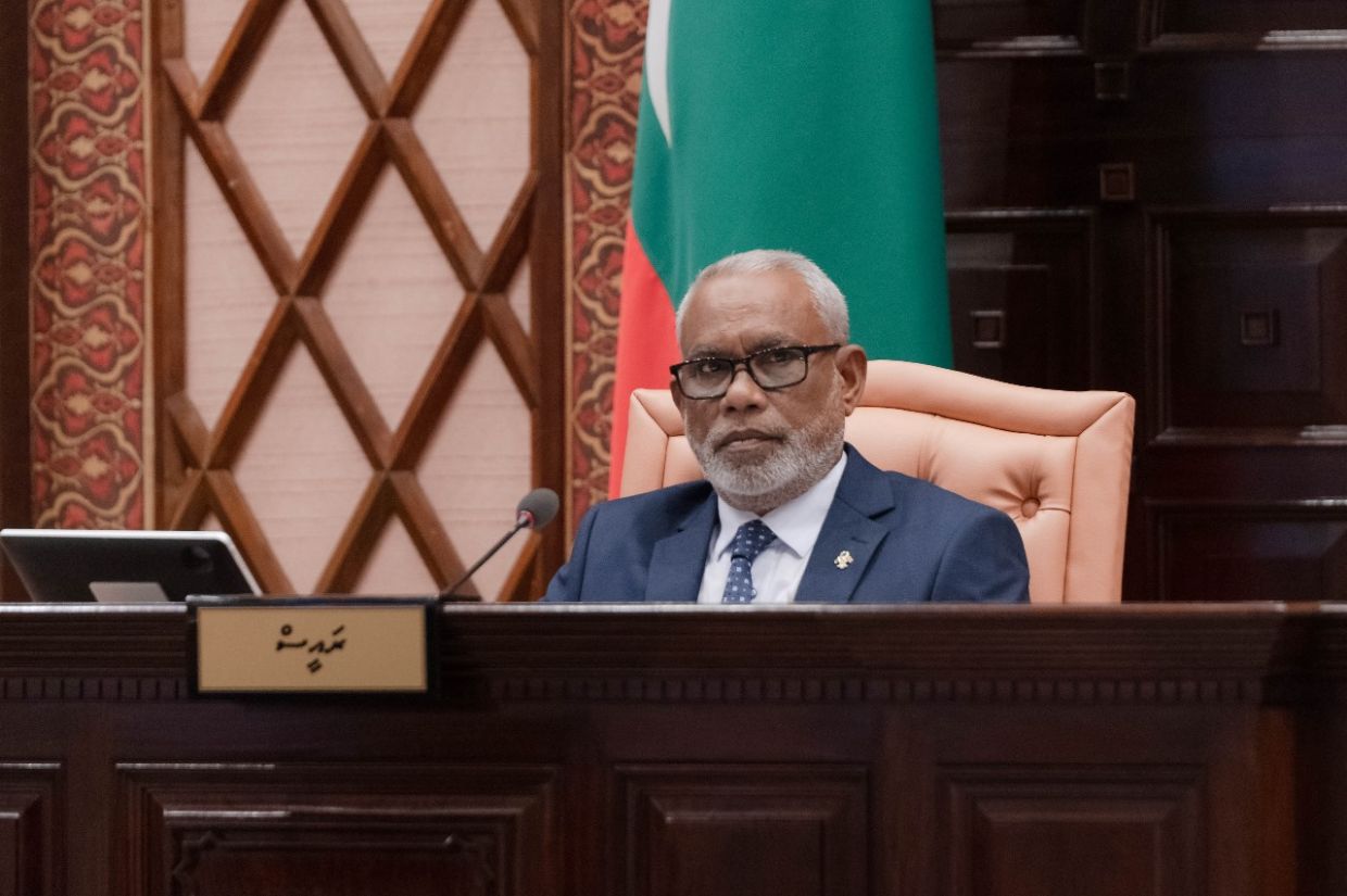މަޖިލިސް ރައީސް މުސާރައިން 50% ނުނަންގަވަން ނިންމެވި