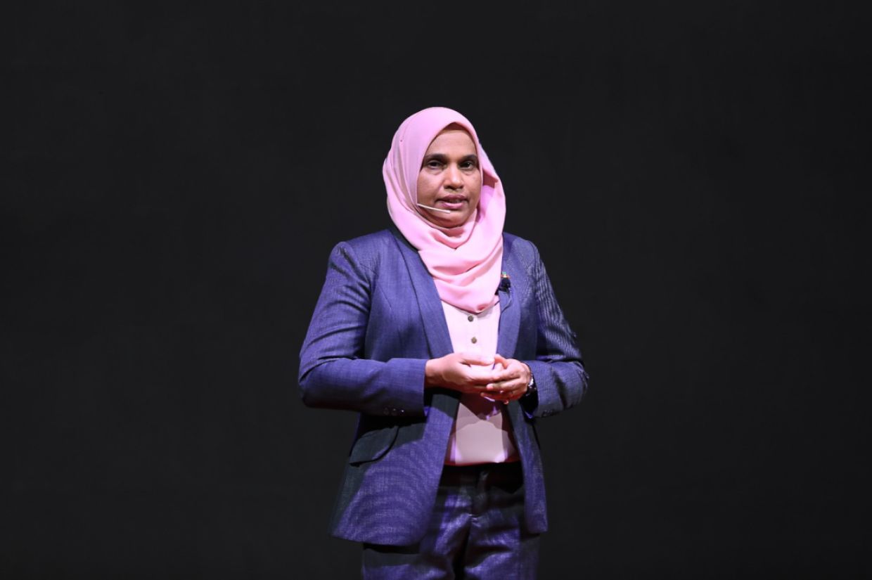 އިންޑިއާ ސަފީރަކަށް އަޒީމާ އައްޔަންކުރަން މަޖިލީހުން ފާސްކޮށްފި