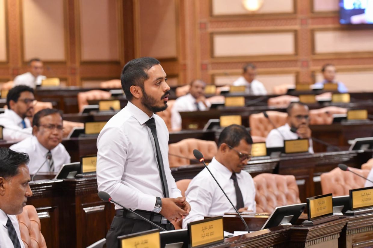 ވޭޕް މަނާކުރަން ހުށަހެޅި ބިލް އިޖްތިމާއީ ކޮމިޓީއަށް