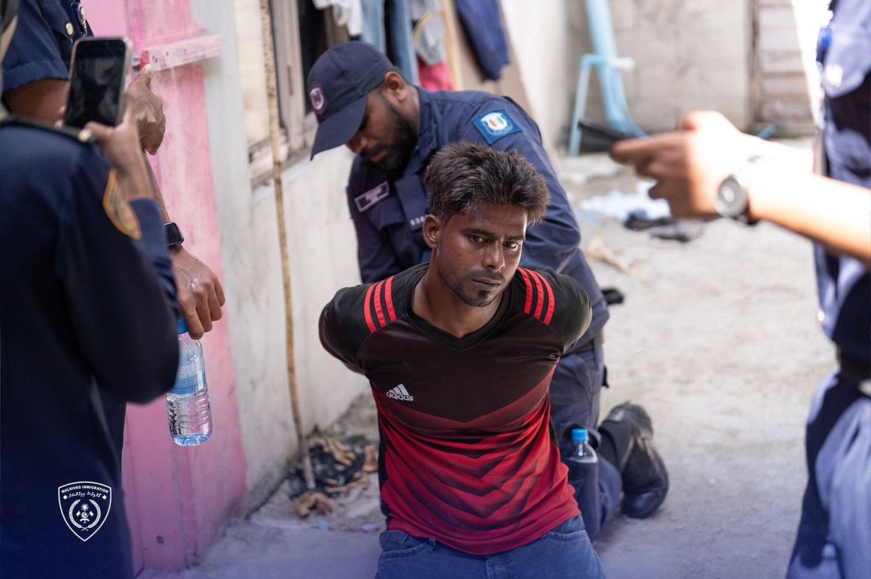 މާލެއިން 13 ބިދޭސީން އަތުލައިގެންފި