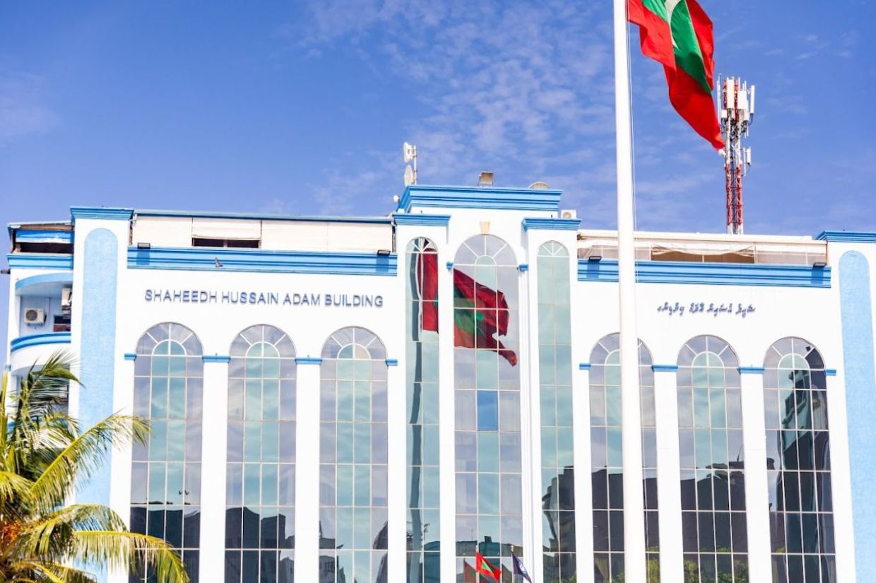 މާރާމާރީ ހިންގި ހަތަރު މީހަކު ބަންދުކޮށްފި