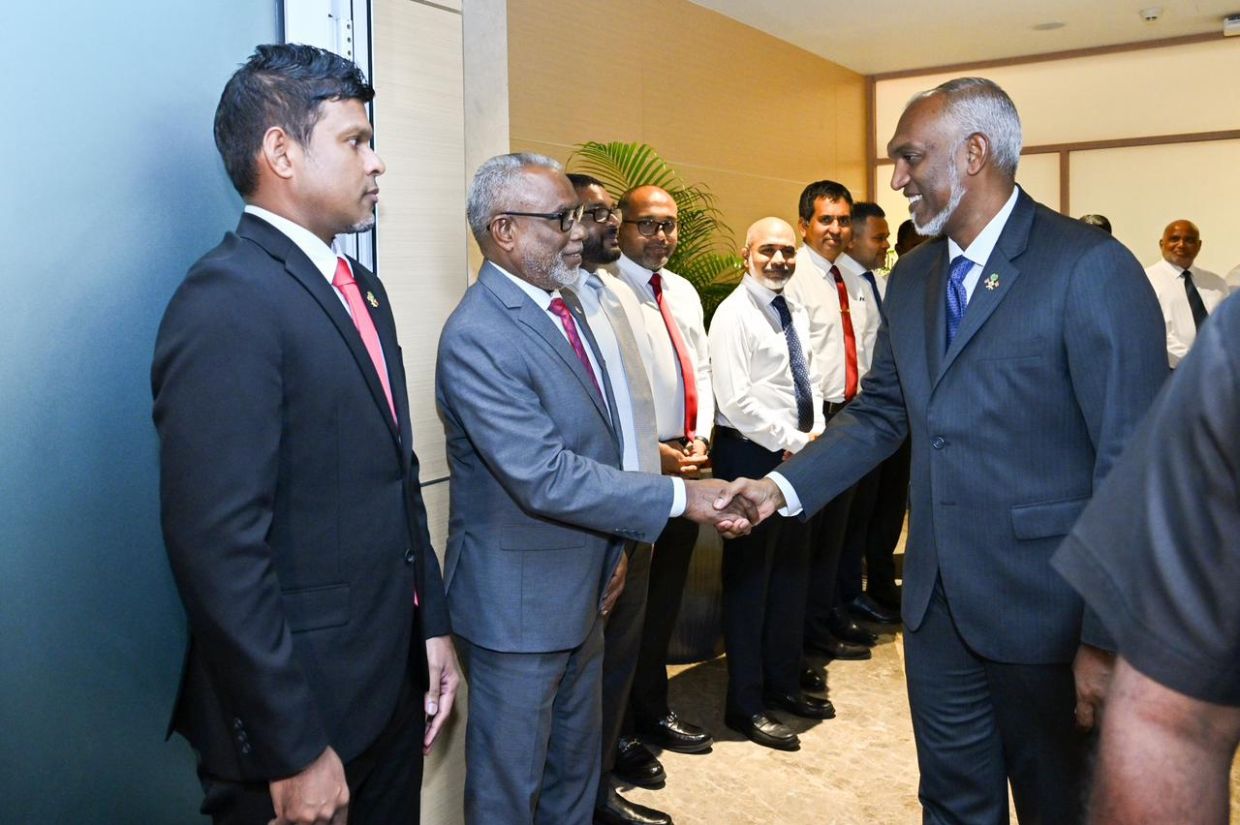 ރައީސް ސަޢުދީ ޢަރަބިއްޔާއަށް ފުރާވަޑައިގެންފި