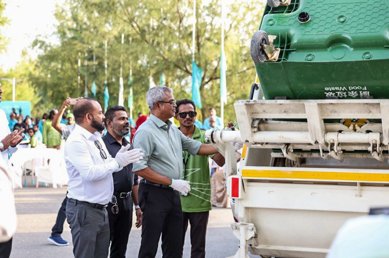 ކުނި މެނޭޖްކުރުމުގެ ތަމްރީނަށް އެކި ރަށްރަށުން އިންޑިއާއަށް