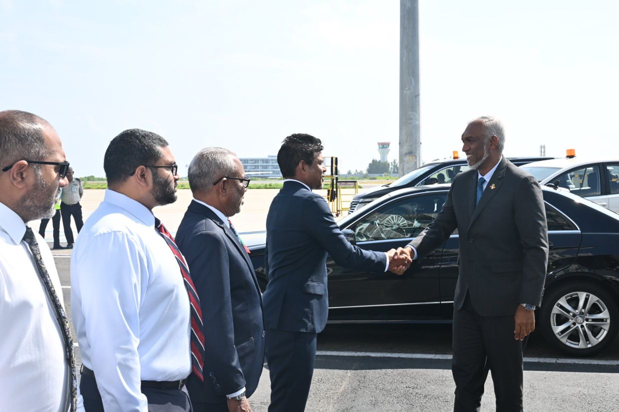 ސަޢޫދީ-އަޒަރުބައިޖާނު ދަތުރުފުޅަށްފަހު ރައީސް މާލެ ވަޑައިގެންފި