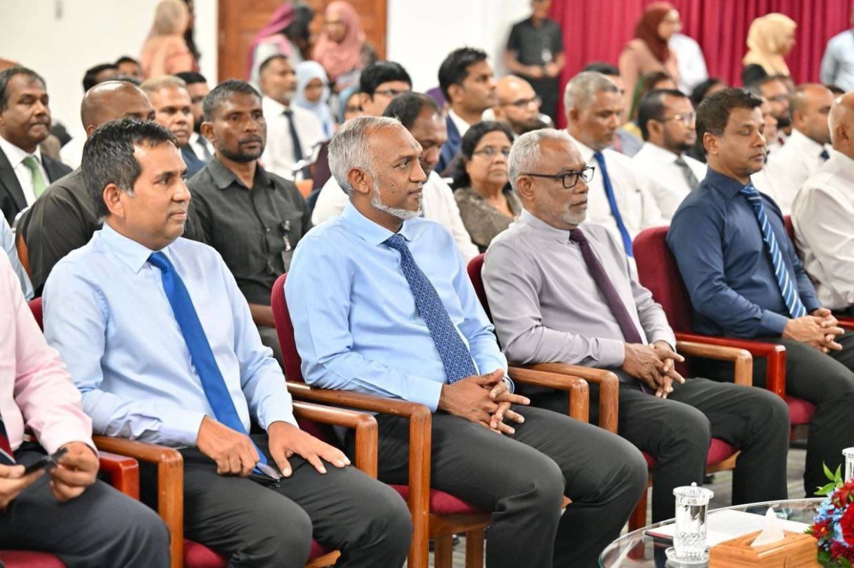 ރައީސް ޑިވެލޮޕްމަންޓް ބޭންކު އިފްތިތާޙުކޮށްދެއްވައިފި