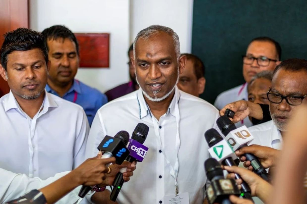 މީޑިއާ ކޮންޓްރޯލްކުރާ ބިލާއި ރައީސް މުޢިއްޒު ދެކޮޅު