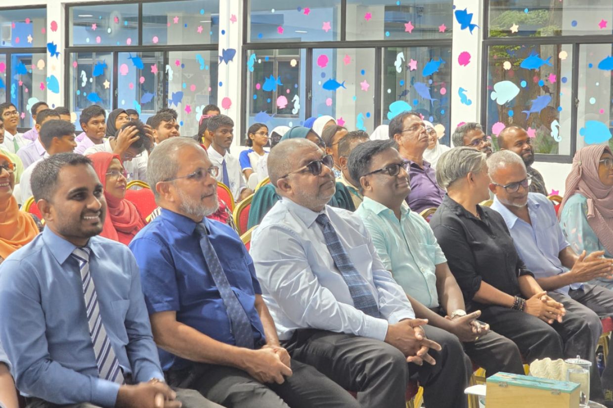 އޭ ލެވެލްގައި މެރިން ސައިންސް ކިޔަވައިދޭން ފަށައިފި