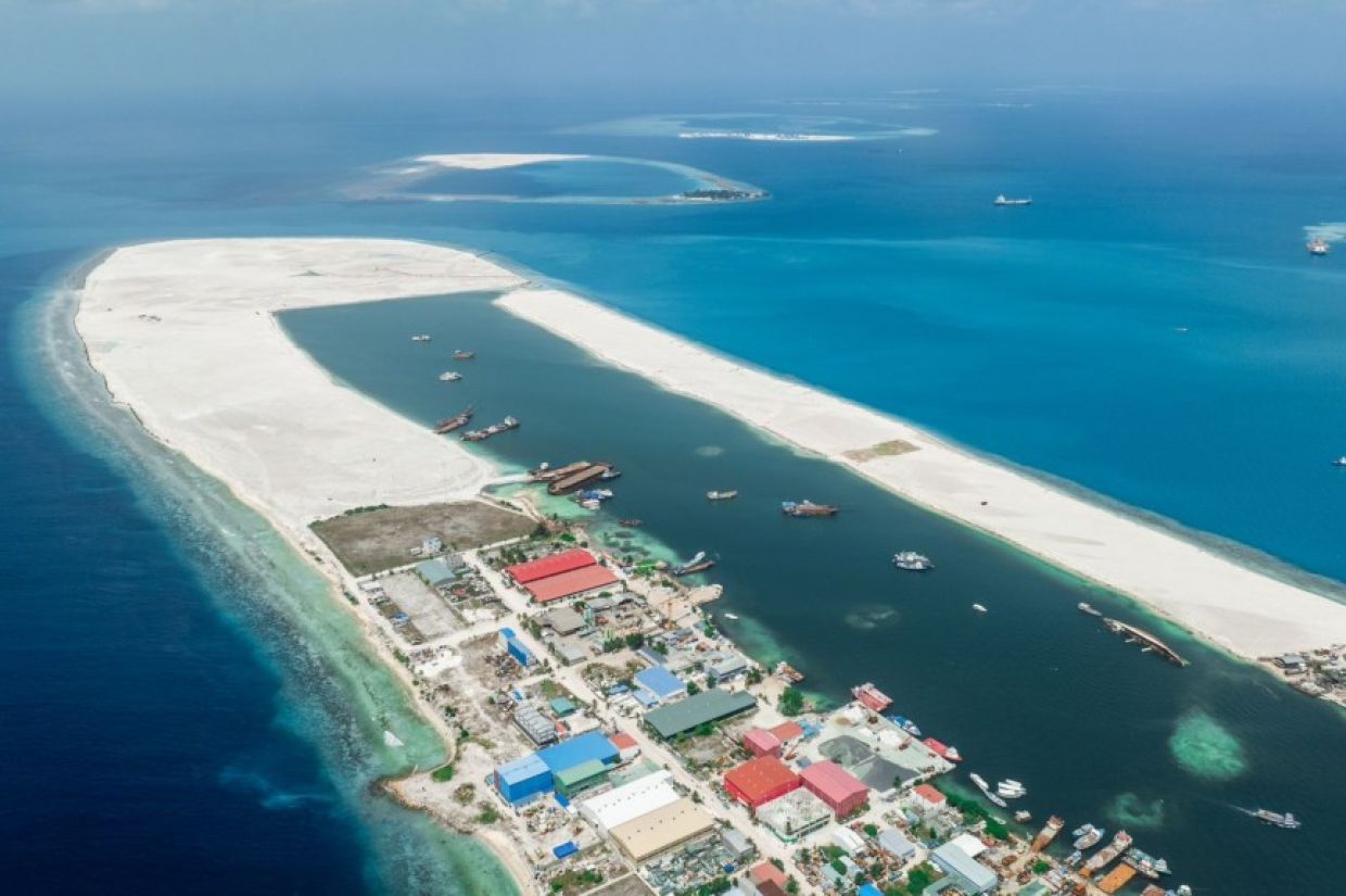 ހޯކްސްއަށް ތިލަފުށިން ދެ ބިން ލިބިއްޖެ