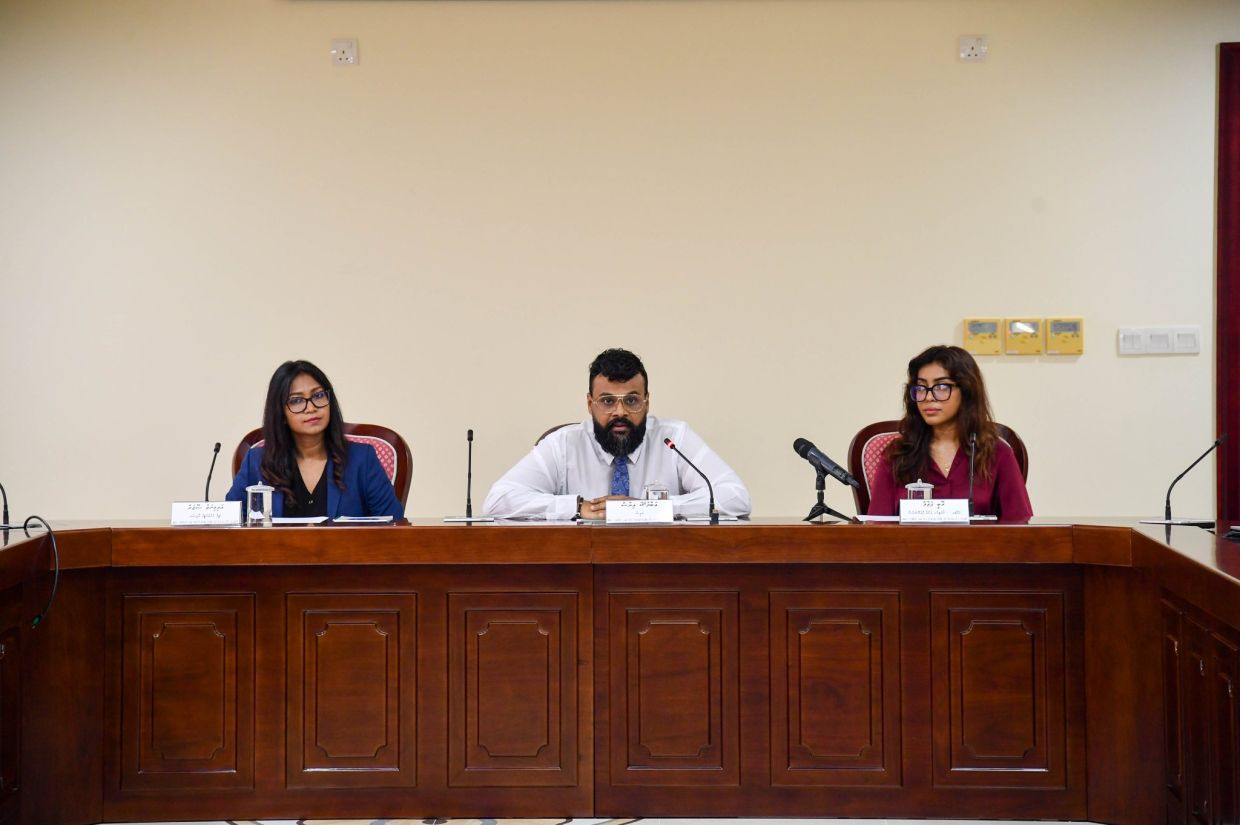އިސްރާއީލުގެ ޕާސްޕޯޓުގައި އަންނަ މީހުންނަށް ހިފެހެއްޓުންތަކެއް ގެންގުޅެންޖެހޭ