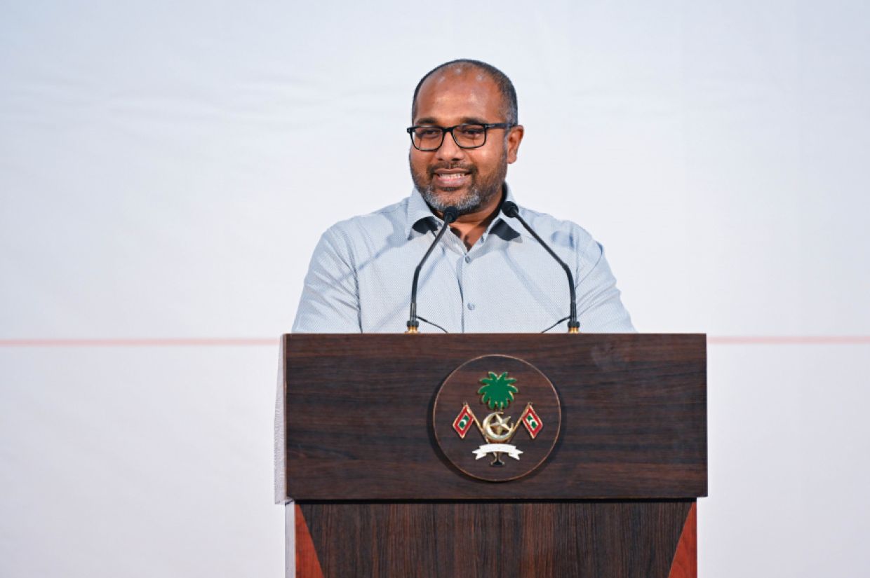 ގާނޫނުތަކާއި ގަވާއިދުތަކުގެ އިމުގެތެރޭގައި ހިޔާލުފާޅުކުރެވޭނެ: އިހުސާން