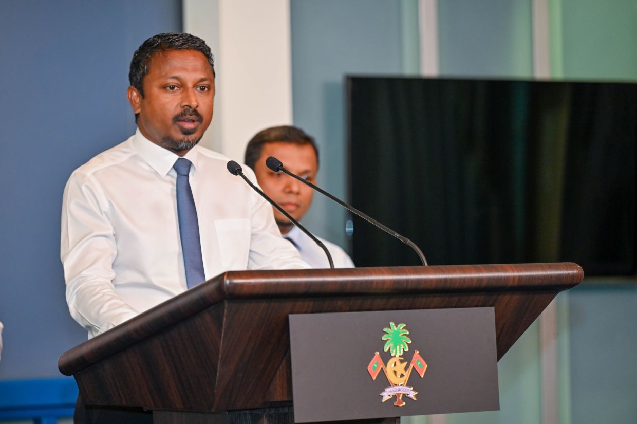 ބަންޑާރަ ނައިބުގެ އޮފީސް ސިވިލް ސާވިސްއިން ވަކިކުރަނީ