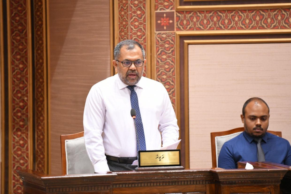 ރާއްޖެ ބަނގުރޫޓުވުމުގެ ބިރެއް މިހާރު ނެތް: ޒަމީރު