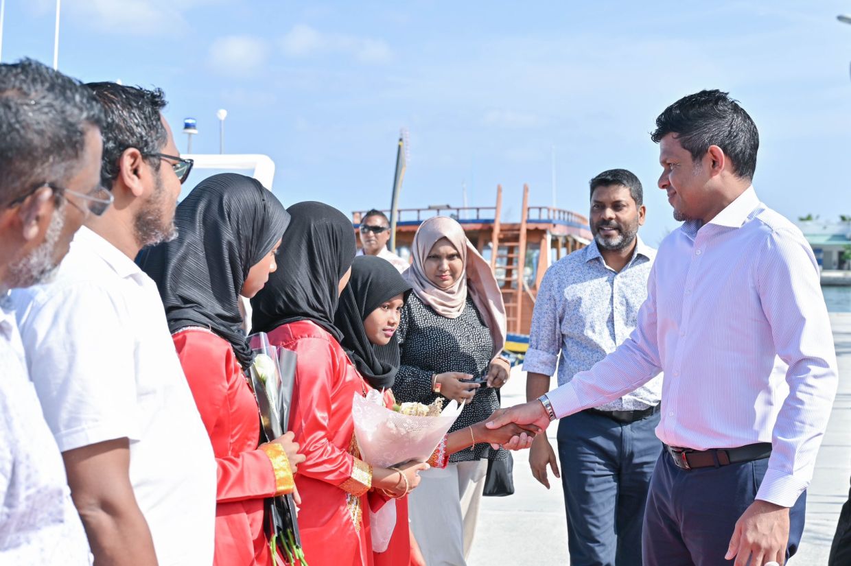 މަޝްރޫޢުތައް ހުއްޓާނުލާ ކުރިއަށްގެންދާނެ: ނައިބު ރައީސް