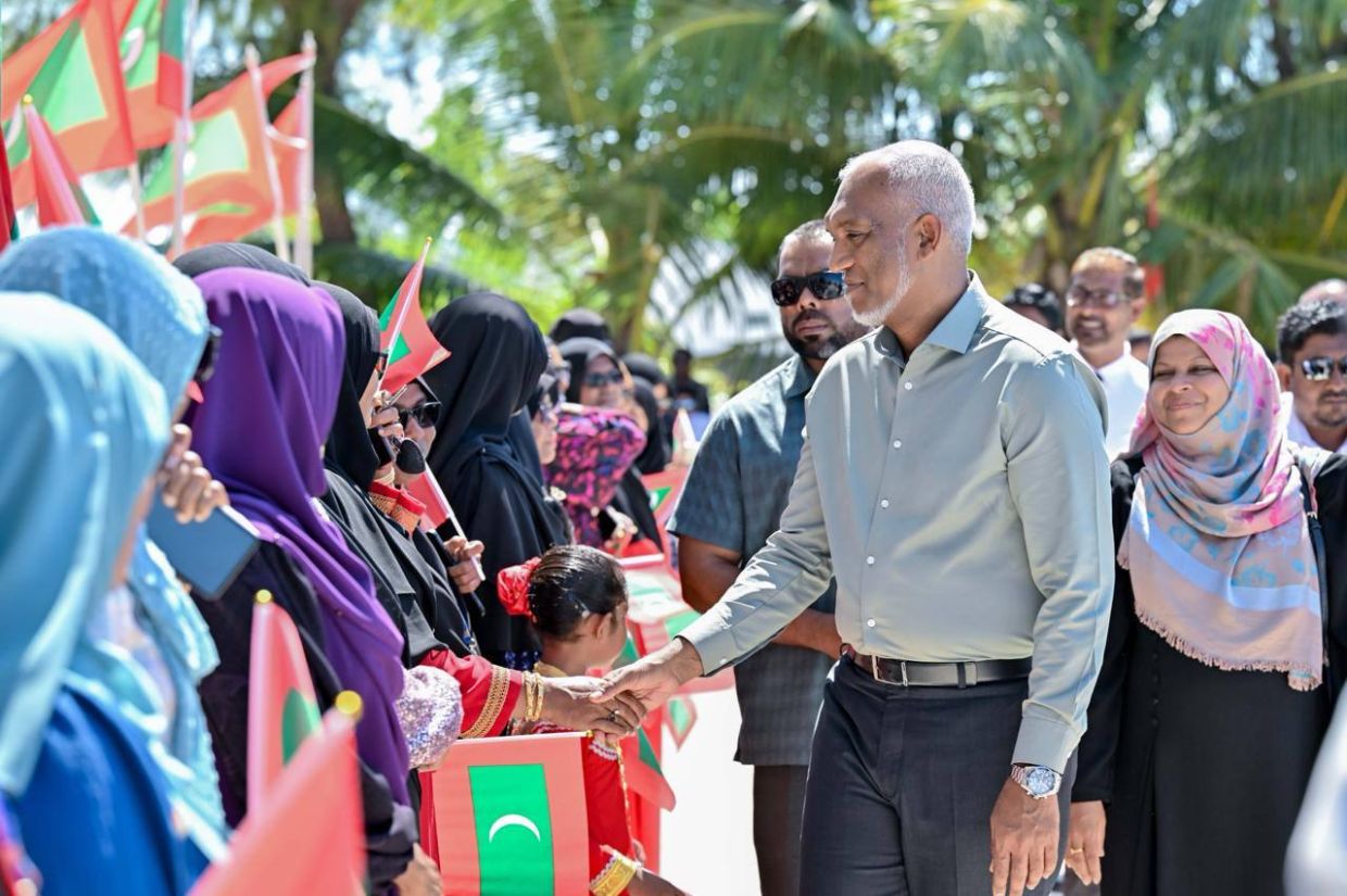 ބައެއް ރަށްތަކަށް ރައީސް ކުރެއްވި ދަތުރުފުޅު ނިންމަވާލައްވައިފި