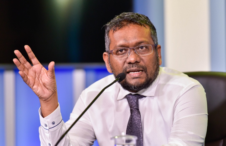 ކުދި ވިޔަފާރިތަކުން އެމްއެފްޑީއޭއިން ލައިސަންސް ނަގައިގެން ކާބޯތަކެތި ތައްޔާރުކުރުމާމެދު ފައްޔާޒު ދެކޮޅު