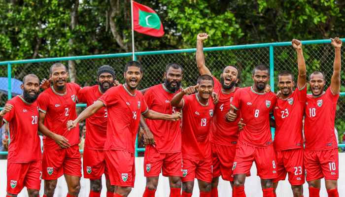 ދިވެހިރާއްޖޭގެ ފުޓްބޯޅައަށް ދެން ވާނީ ކިހިނެއް؟