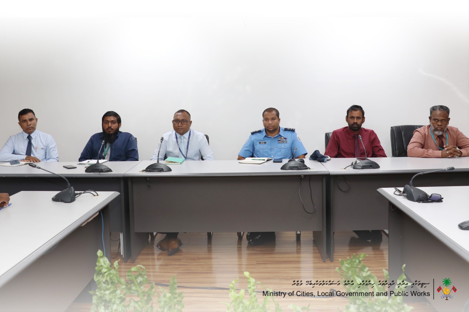 ރަށްރަށުގައި ފަތުރުވެރިން އުޅޭނެ ގޮތުގެ އުޞޫލެއް އެކުލަވާލުމަށް މަޝްވަރާކޮށްފި