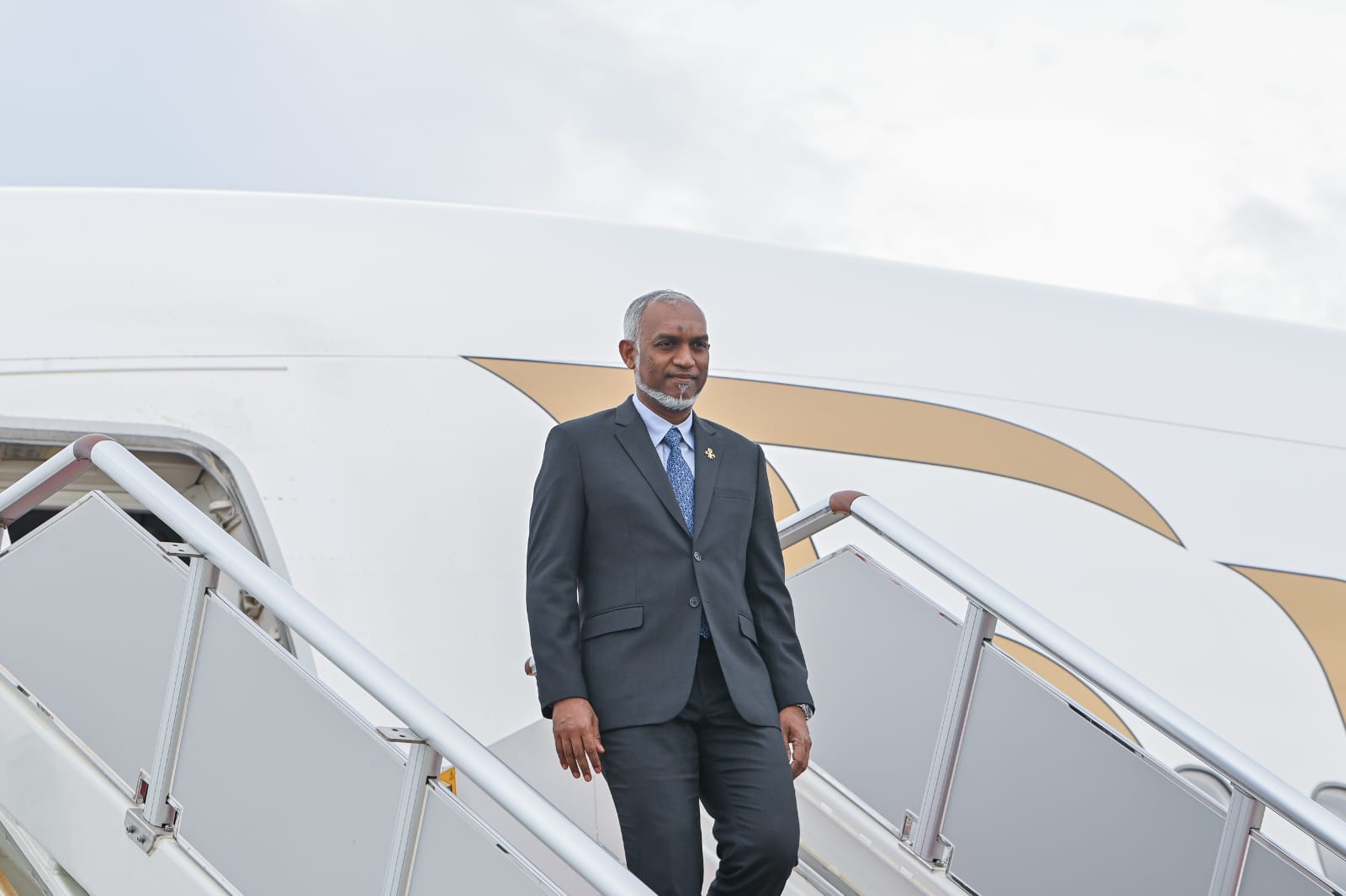 ރައީސް އދ. ގެ ދަތުރަށް 2.4 މިލިއަން ރުފިޔާ