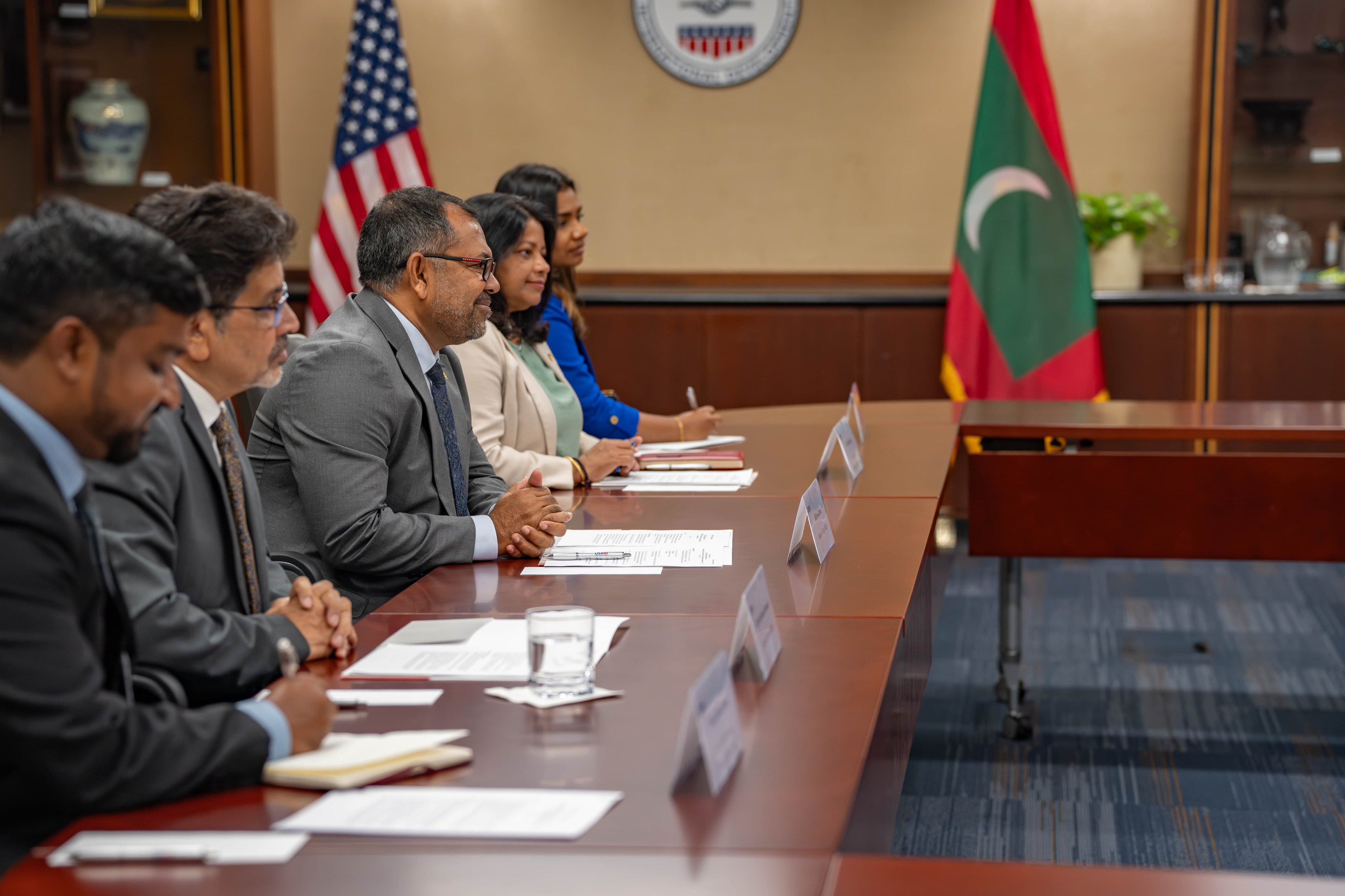 ޕޭޕަލް ރާއްޖެ ގެނައުމަށް ހުރި ގޮންޖެހުންތަކަށް އެމެރިކާއިން ހައްލު ހޯދައިދޭނެ - ޚާރިޖީ ވަޒީރު