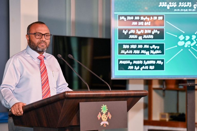 އަމާޒަކީ މިއަހަރު ނިމުމުގެ ކުރިން 100 އިމާމުންނަށް ރާއްޖޭން ބޭރުން ތަމްރީން ހޯދައިދިނުން: ޝަހީމް