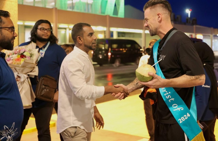 ފަތުރުވެރިކަމުން 7 ބިލިއަން ޑޮލަރުގެ އަމާޒު ހިފައިފި