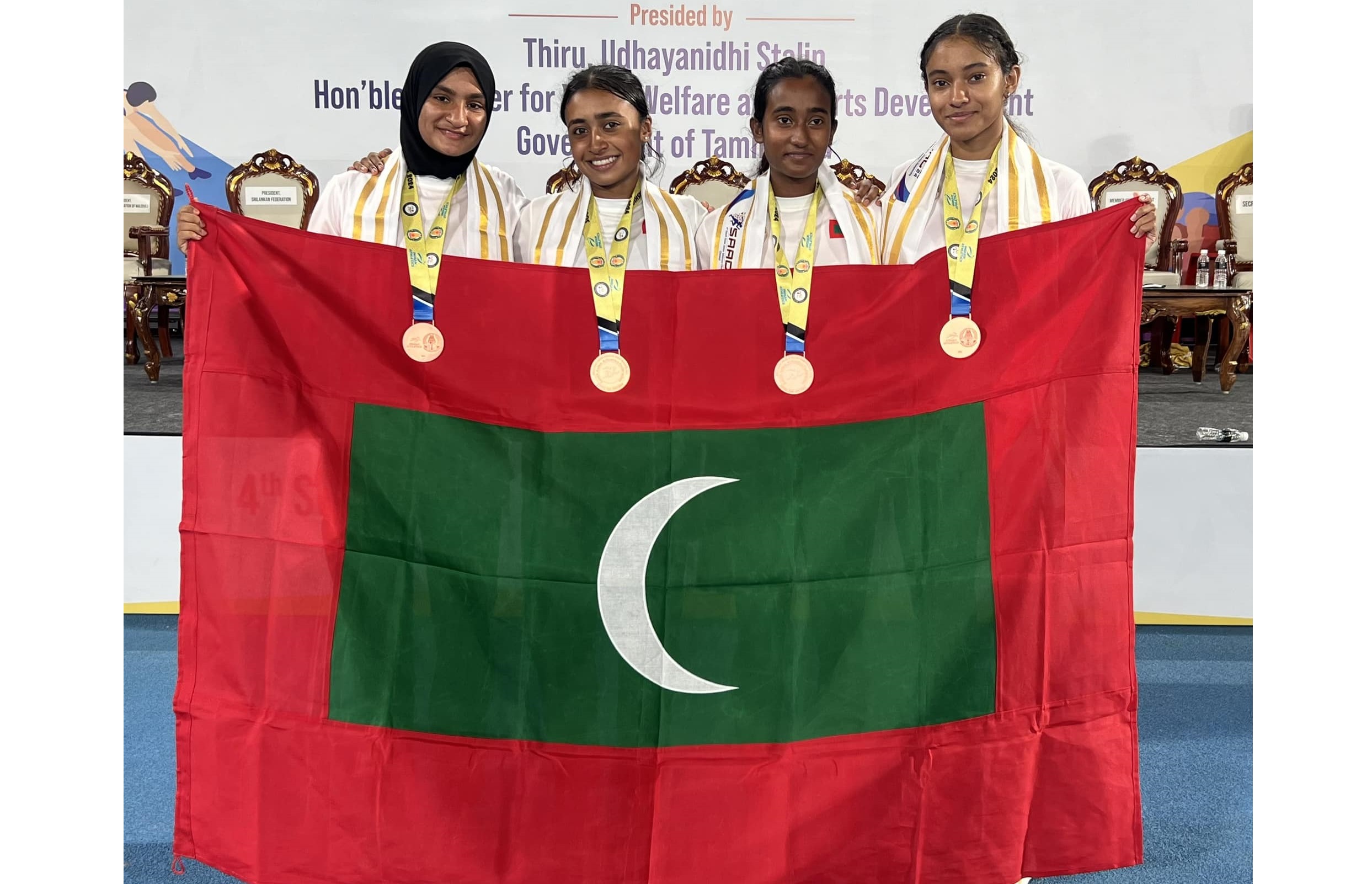 ރައީސް މުއިއްޒު ދިވެހި އެތްލީޓުންނަށް ސާބަހާއި މަރުހަބާ ދަންނަވައިފި